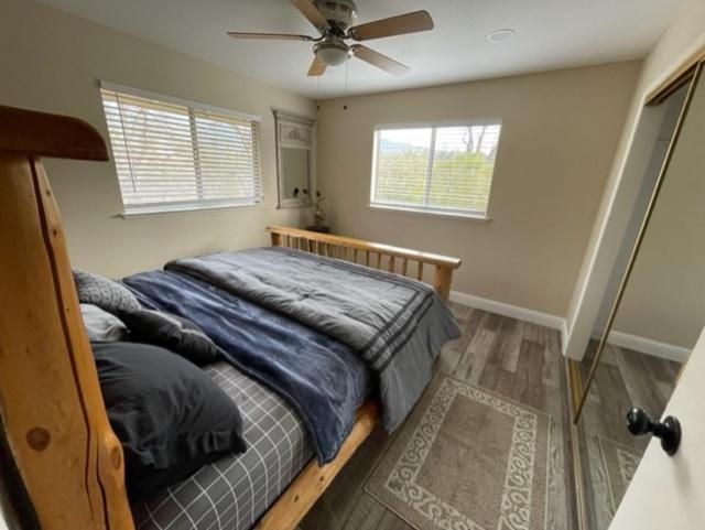 Beautiful 3 Bedroom Home Located Near Yosemite Oakhurst Exterior photo